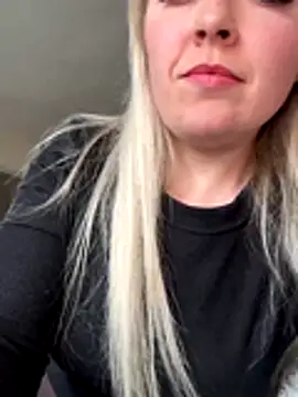 xxcurvyjessiexx online show from October 25, 2025, 1:12 pm