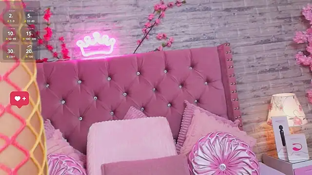 AuroraSim online show from October 18, 2025, 1:35 pm