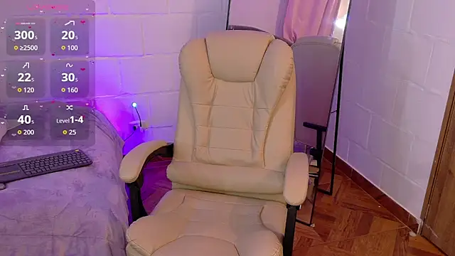 hazel lee ross online show from February 12, 2026, 7:57 pm