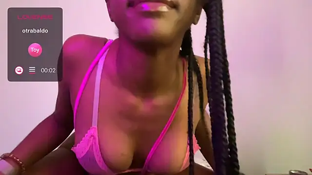 Snapshot of JordanSilk chatting on December 21, 2024, 3:20 pm JordanSilk online show from December 21, 2024, 3:20 pm