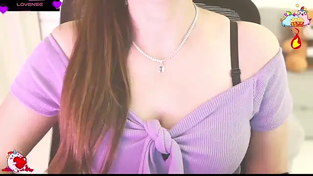  Blue Ruubyy  online show from April 2, 2026, 4:24 pm