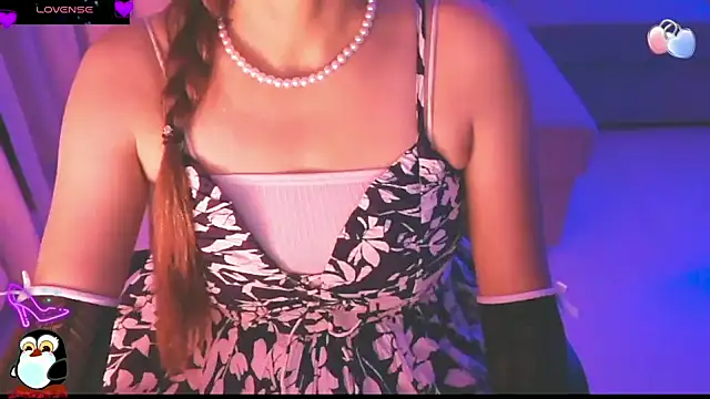 Snapshot of _Blue_Ruubyy_ chatting on February 12, 2026, 4:18 pm Blue Ruubyy online show from February 12, 2026, 4:18 pm