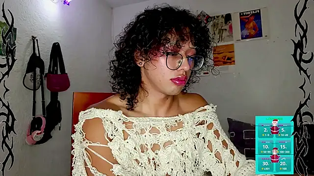 Snapshot of angelsdustxxx chatting on January 3, 2025, 9:47 pm angelsdustxxx online show from January 3, 2025, 9:47 pm