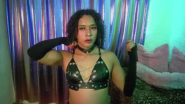 Snapshot of angelsdustxxx chatting on June 6, 2026, 12:38 am angelsdustxxx online show from June 6, 2026, 12:38 am