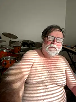 Drummajor online show from November 29, 2025, 5:13 pm