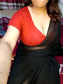 Snapshot of Dayna-36 chatting on October 9, 2025, 3:23 pm Dayna-36 online show from October 9, 2025, 3:23 pm