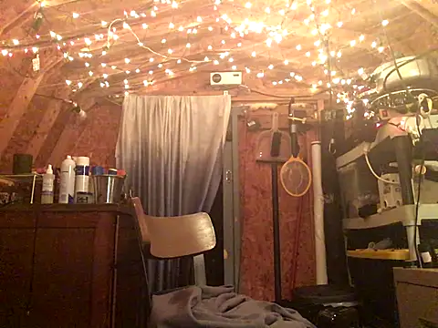 Haztogo4me online show from October 21, 2025, 4:12 am