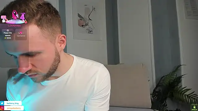 EnriqueBarberry online show from March 15, 2026, 12:34 pm