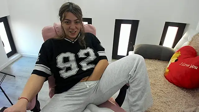 Dyana Kaylinn online show from March 11, 2026, 5:34 am