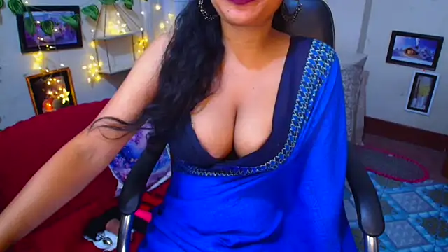 SnoowForYou online show from November 1, 2025, 12:28 am