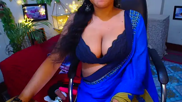 SnoowForYou online show from October 16, 2025, 3:09 pm