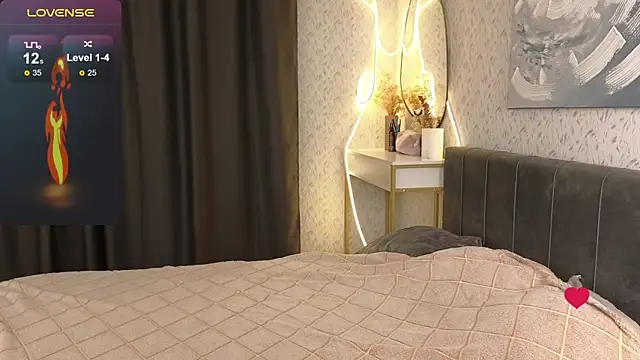 YourSweetDream  online show from October 8, 2025, 8:16 am