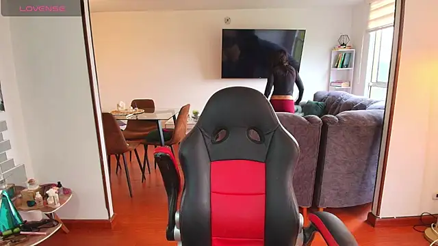 samy jonnes  online show from March 28, 2026, 9:38 pm