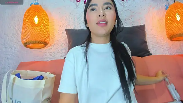 emiily s online show from October 7, 2025, 12:06 pm