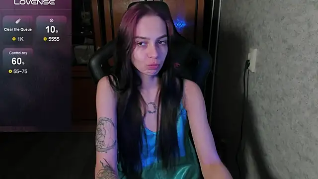 Snapshot of Rachel_Sharp chatting on March 5, 2025, 4:57 pm Rachel Sharp online show from March 5, 2025, 4:57 pm