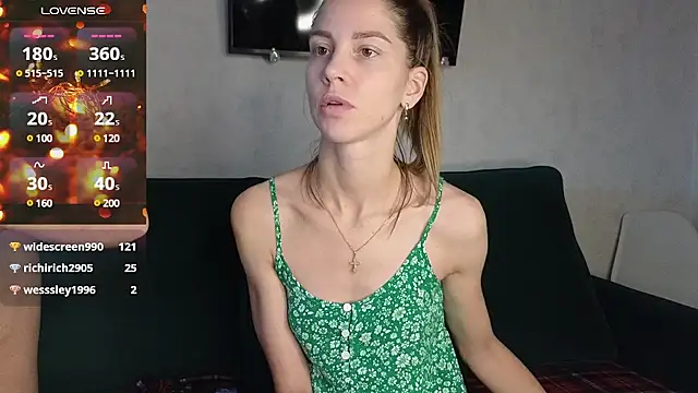 Snapshot of FoxLoveBasik chatting on February 23, 2025, 8:28 am FoxLoveBasik online show from February 23, 2025, 8:28 am