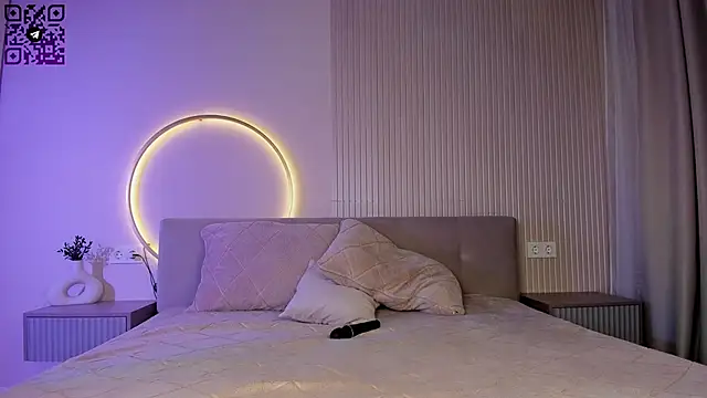 Amazing  bitch online show from December 5, 2024, 4:15 am