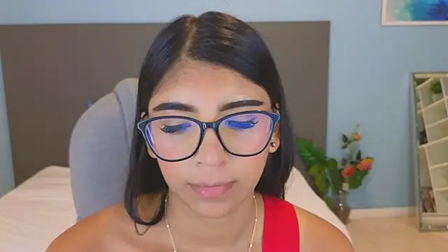 Snapshot of maiaa_ruiz chatting on October 20, 2025, 3:01 pm maiaa ruiz online show from October 20, 2025, 3:01 pm