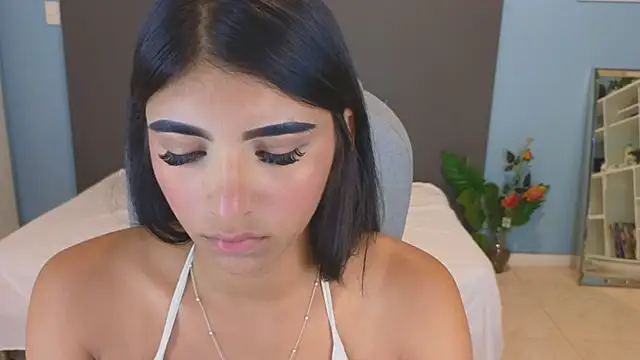 Snapshot of maiaa_ruiz chatting on October 18, 2025, 3:30 am maiaa ruiz online show from October 18, 2025, 3:30 am