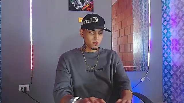Liam lee online show from May 13, 2026, 1:18 pm
