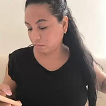 Francesca ferrari online show from March 20, 2026, 2:40 pm