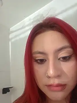 Scarlet garnet online show from June 12, 2026, 3:37 am