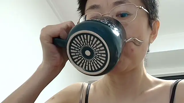 sonyx online show from October 15, 2025, 8:28 pm