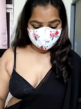 Lovely-Rose143 online show from December 24, 2024, 4:30 pm