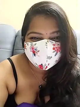 Lovely-Rose143 online show from January 9, 2025, 7:08 pm