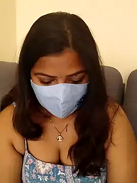 Lovely-Rose143 online show from January 4, 2025, 11:22 am