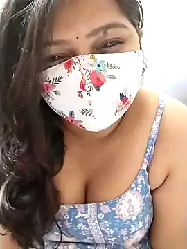 Lovely-Rose143 online show from January 15, 2025, 7:23 pm