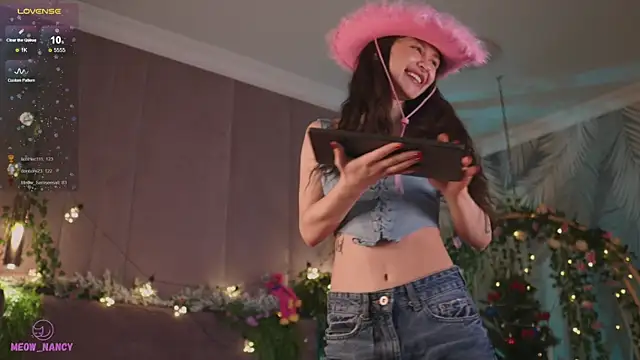 Meow Nancy online show from January 3, 2025, 8:54 am