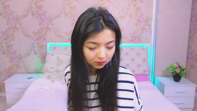 Shy Kira online show from January 20, 2025, 12:28 pm