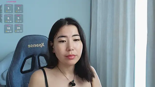 Naomi 52 online show from June 1, 2026, 1:39 am