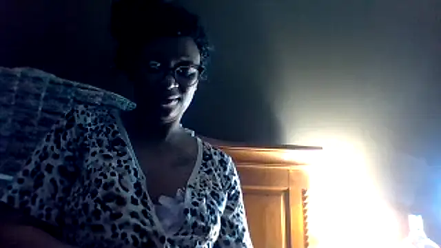 KLoveeee online show from January 12, 2025, 8:57 am