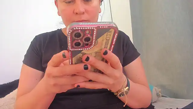 Snapshot of KarelySexy chatting on July 15, 2026, 3:19 pm KarelySexy online show from July 15, 2026, 3:19 pm