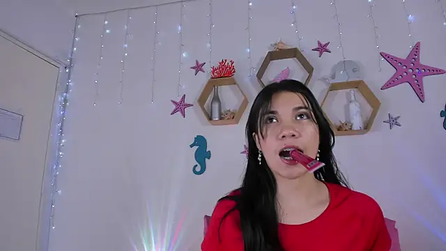 Emiily Parkerr online show from February 28, 2025, 3:04 am