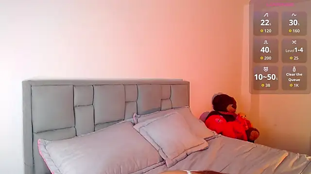 astrid-omega online show from November 15, 2025, 11:42 pm