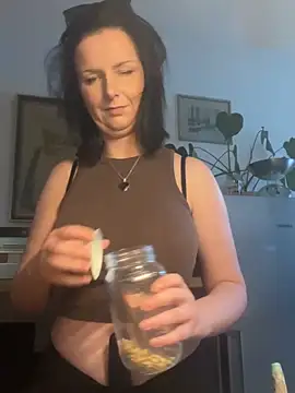 Snapshot of Off__Melonenmandy chatting on May 19, 2026, 6:15 pm Off Melonenmandy online show from May 19, 2026, 6:15 pm