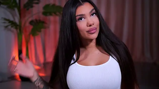 NatyDesiree online show from May 9, 2026, 7:06 pm