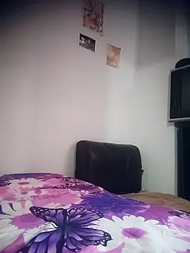 SaucyAffair0 online show from March 29, 2026, 1:02 pm