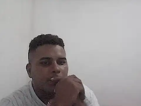 SaucyAffair0 online show from January 29, 2025, 12:43 am