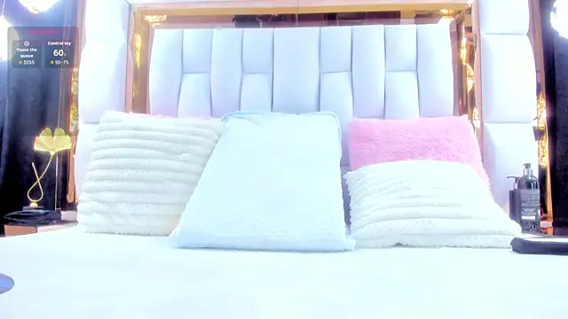 RileySweett online show from November 23, 2025, 11:42 am