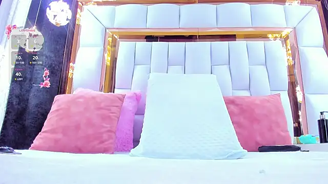 RileySweett online show from March 29, 2026, 11:45 am