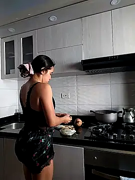 Mariam Gomezxxx online show from January 7, 2026, 2:11 pm