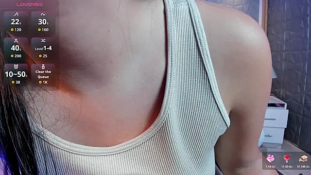 paulina sweett  online show from April 10, 2026, 11:50 am