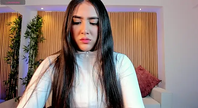 paulina sweett  online show from February 14, 2026, 10:48 am