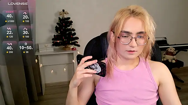 CuteYukiKun online show from December 19, 2025, 6:05 am