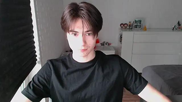 Snapshot of MarkusDean chatting on October 9, 2025, 11:33 am MarkusDean online show from October 9, 2025, 11:33 am