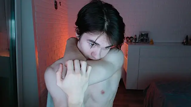 Snapshot of MarkusDean chatting on November 3, 2025, 7:39 pm MarkusDean online show from November 3, 2025, 7:39 pm